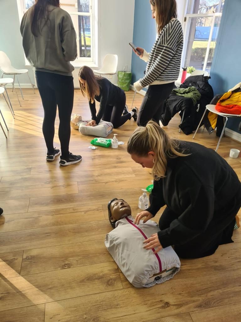 CPR & Defibrillator (AED) Course in Southampton